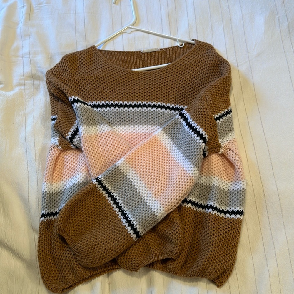 Timing Botique sweater size large